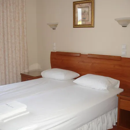 Hotel αi Pigai Méthana